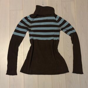 Aéropostale “Alice” Brown and Blue Women's Sweater